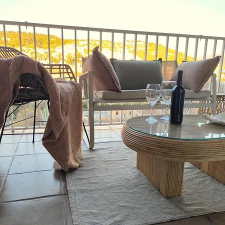 Gongora Apartment *